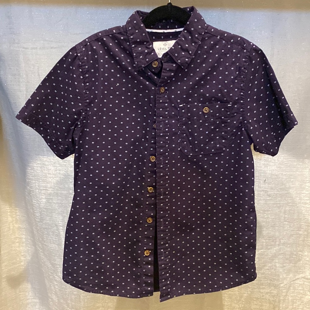 Navy short sleeve button down size small/8